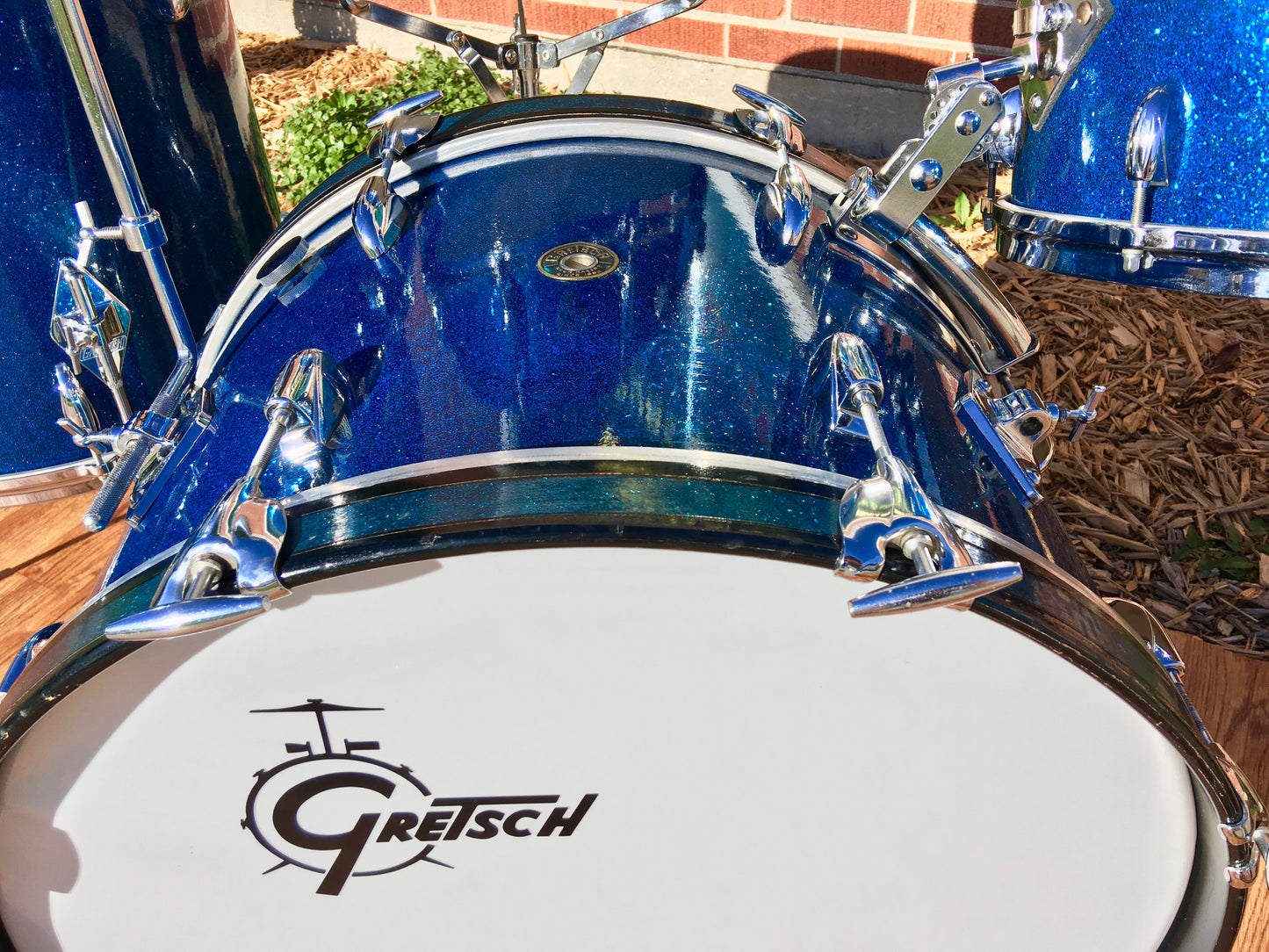 1959/60 Gretsch Round Badge Broadkaster Name-Band Drum Set - Blue Glass Glitter 22/13/16/5x14 Snare