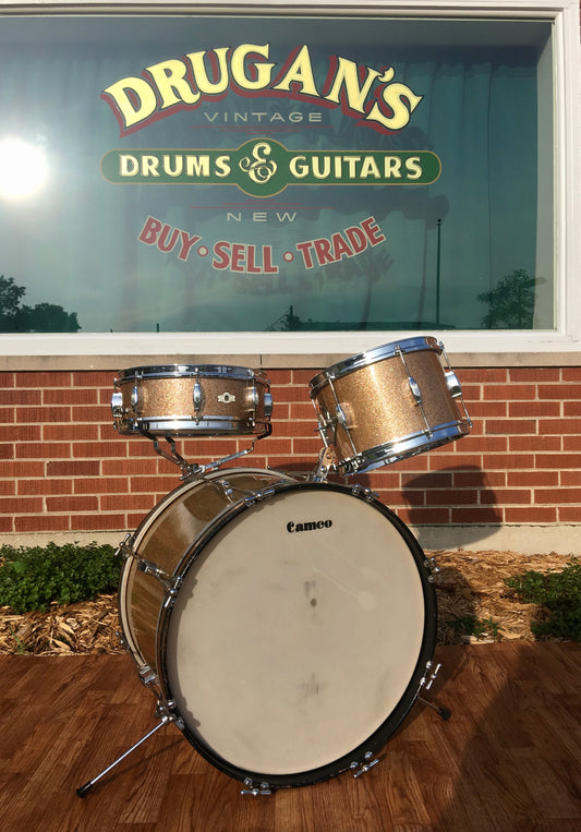 1961-62 Camco Oaklawn Peacock Pearl Sparkle "New Tuxedo Outfit" Drum Set
