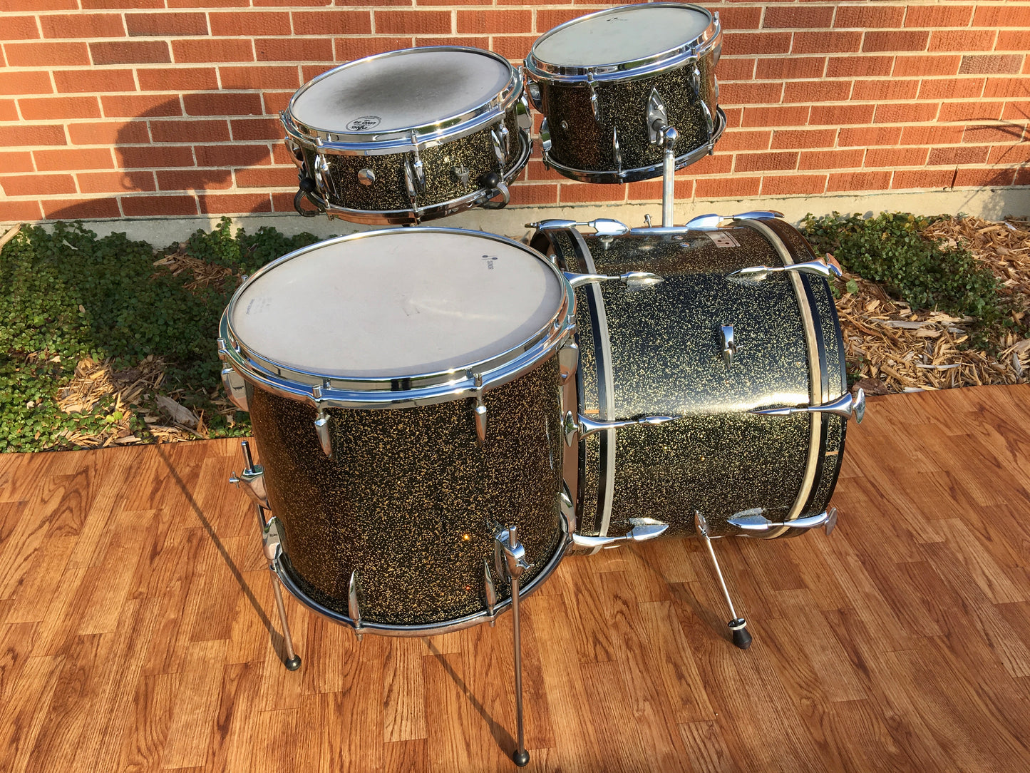 1964-65 Sonor Tear Drop Chicago Star Drum Set 22/13/16/5x14 Schwarts/Black w/Gold Sparkle