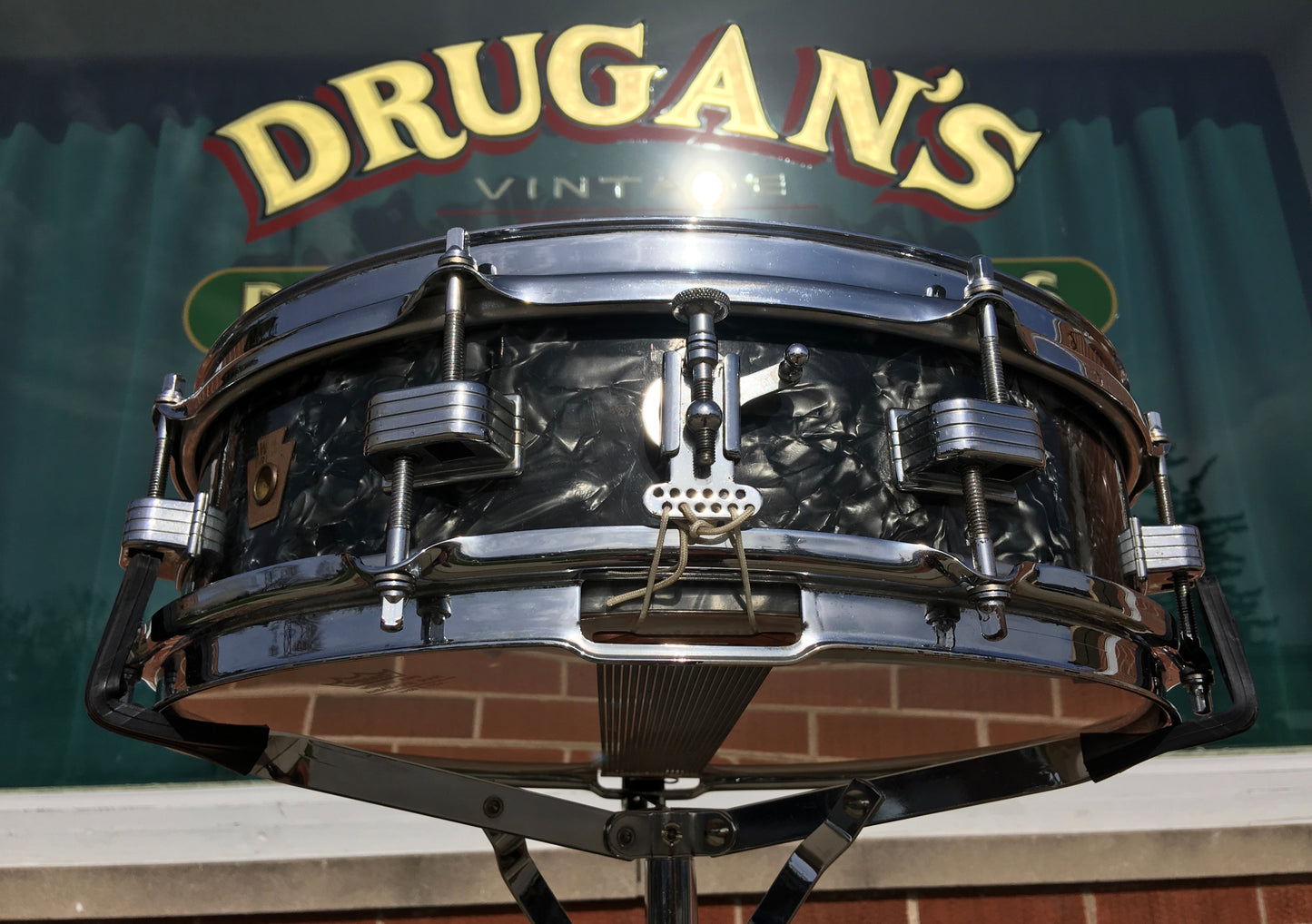 Vintage Ludwig WFL Snare 4x14 Black Diamond Pearl Brass Hoops