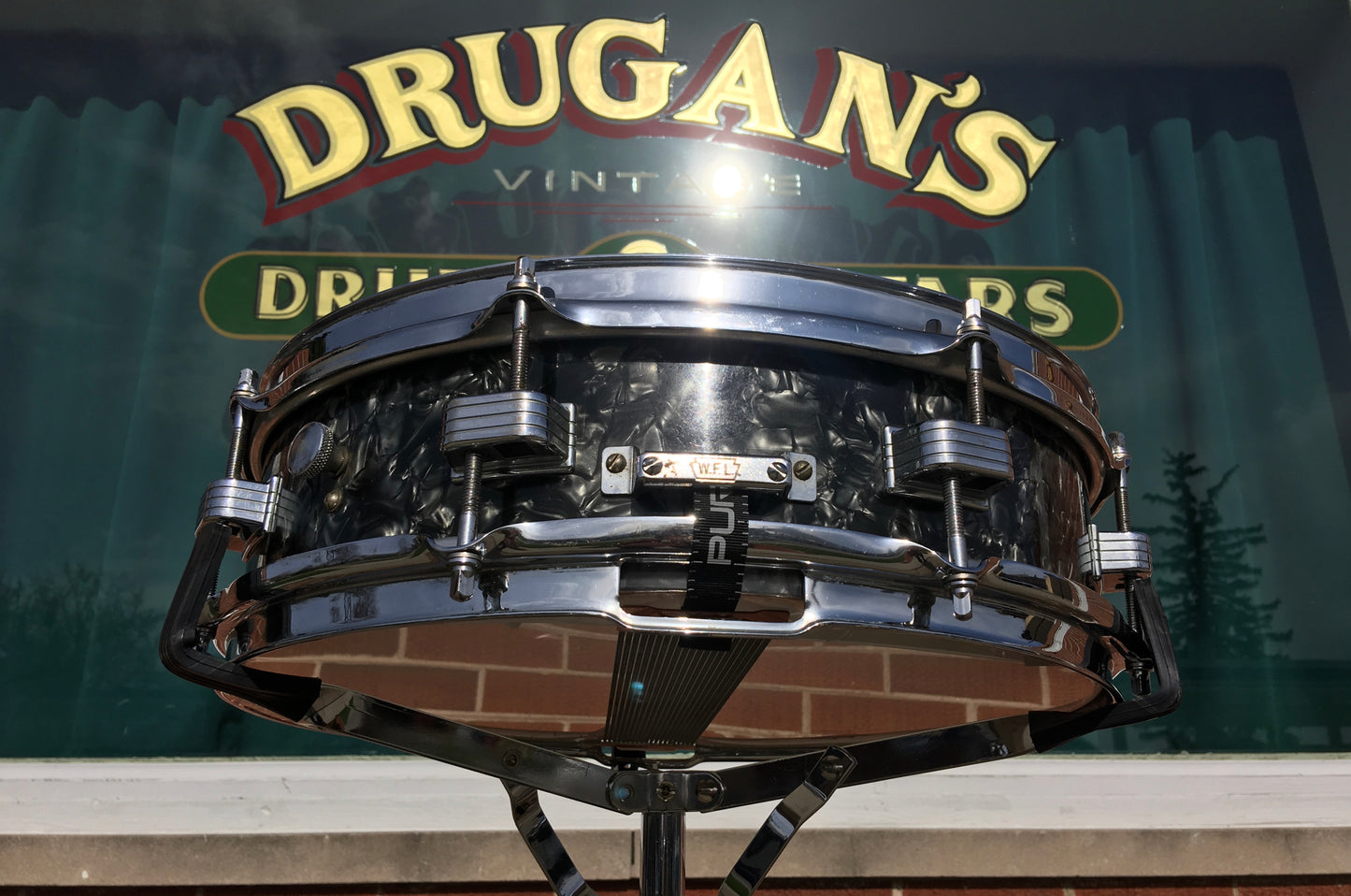 Vintage Ludwig WFL Snare 4x14 Black Diamond Pearl Brass Hoops