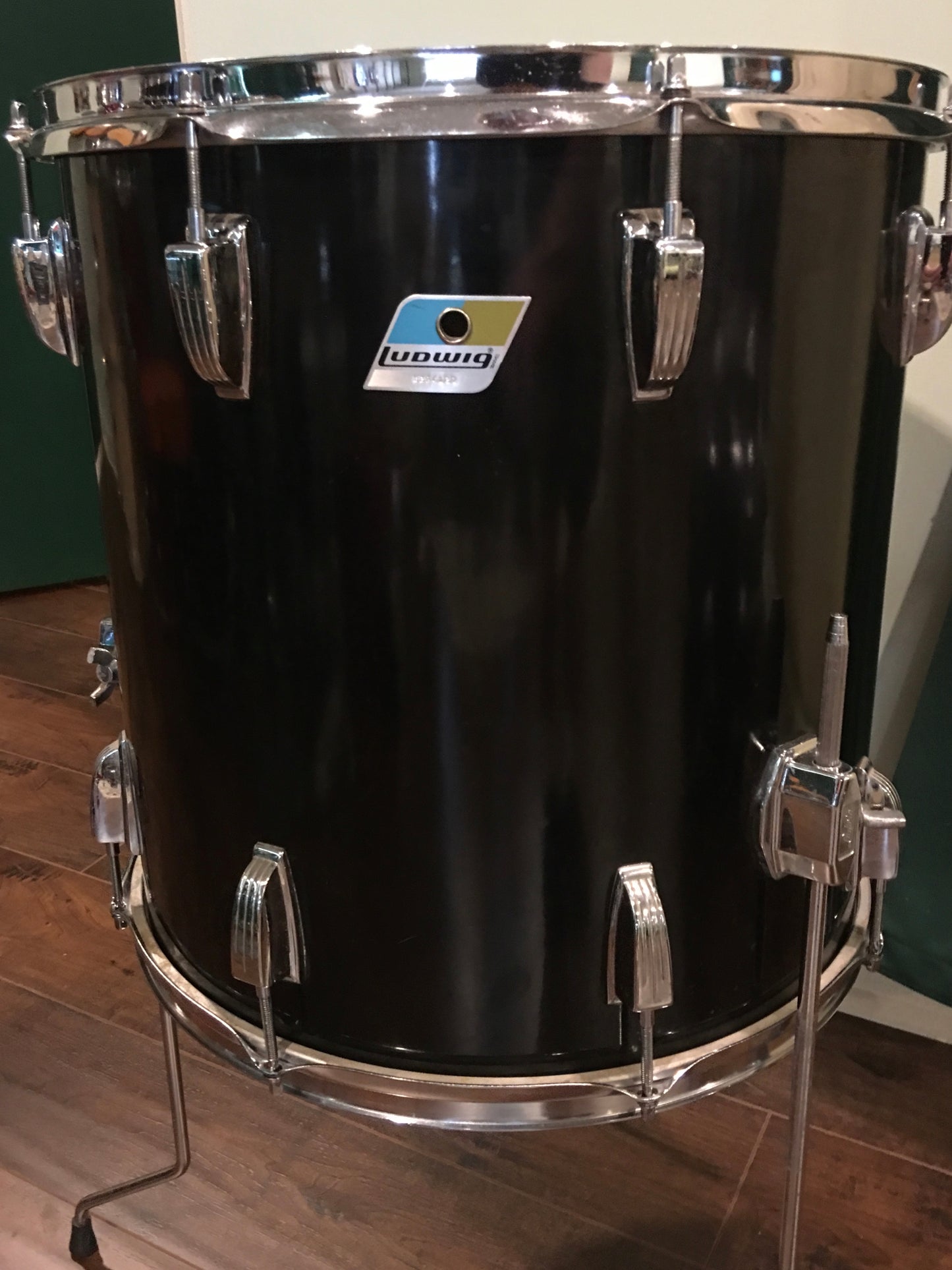 1970's Ludwig 16x16 3 Ply Floor Tom Black Cortex