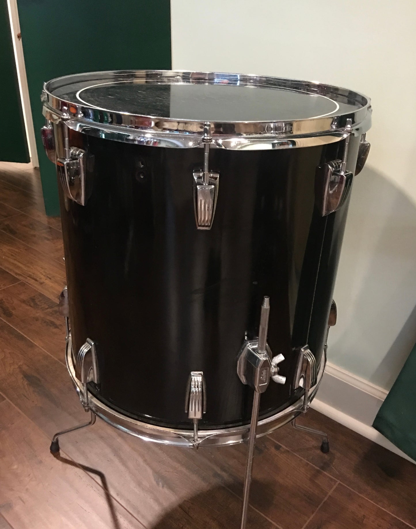 1970's Ludwig 16x16 3 Ply Floor Tom Black Cortex