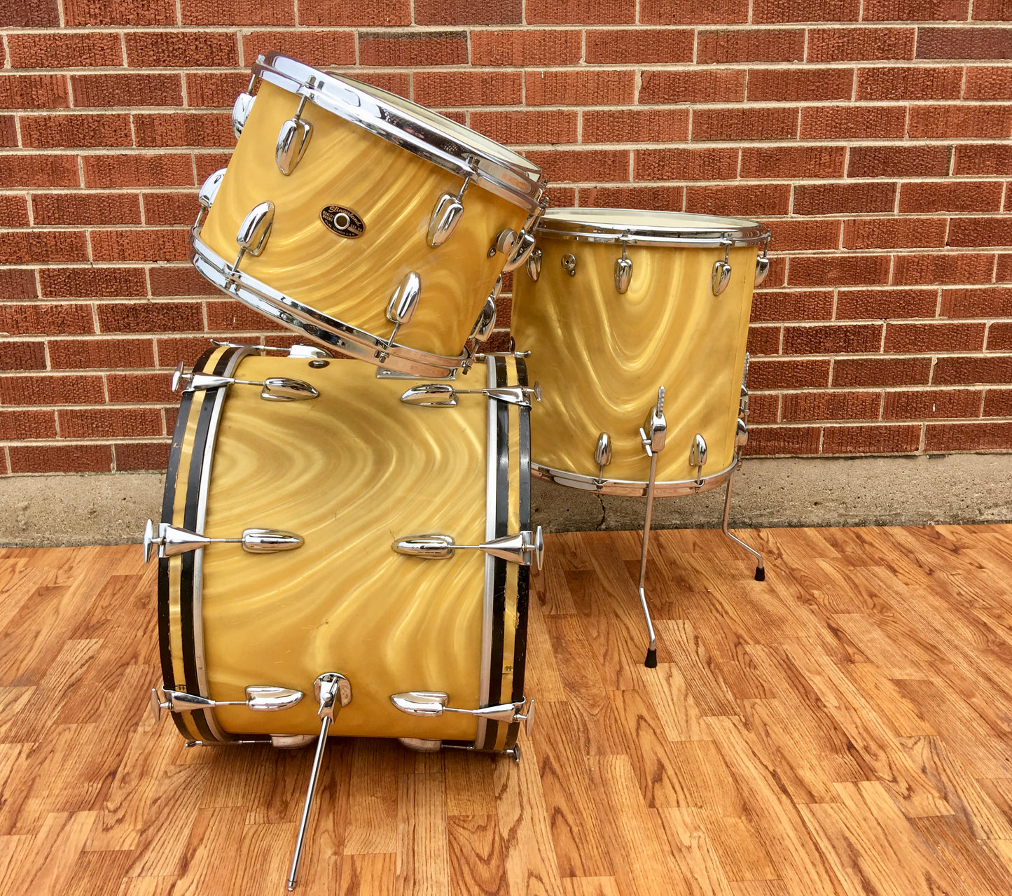 1968 Slingerland New Rock Outfit No. 50N Gold Satin Pearl Flame