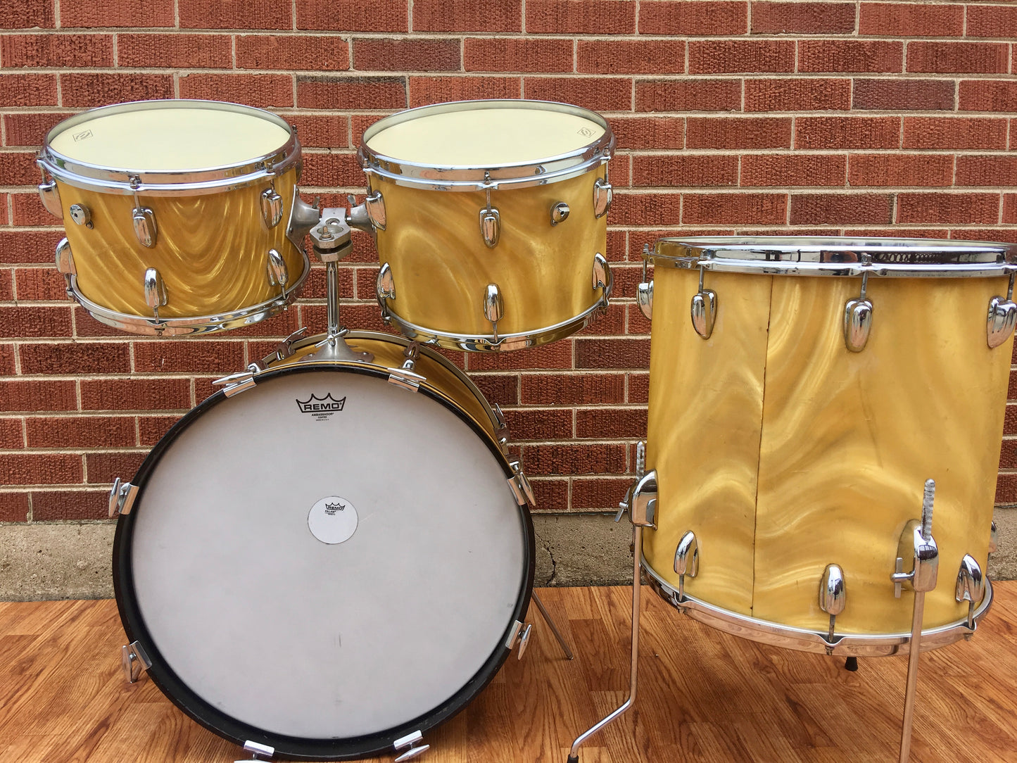 1968 Slingerland New Rock Outfit No. 50N Gold Satin Pearl Flame