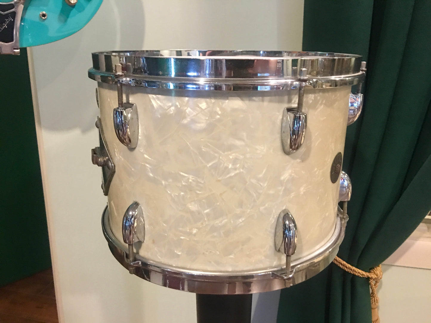 Gretsch Round Badge 3 ply  White Marine Pearl Tom 13"