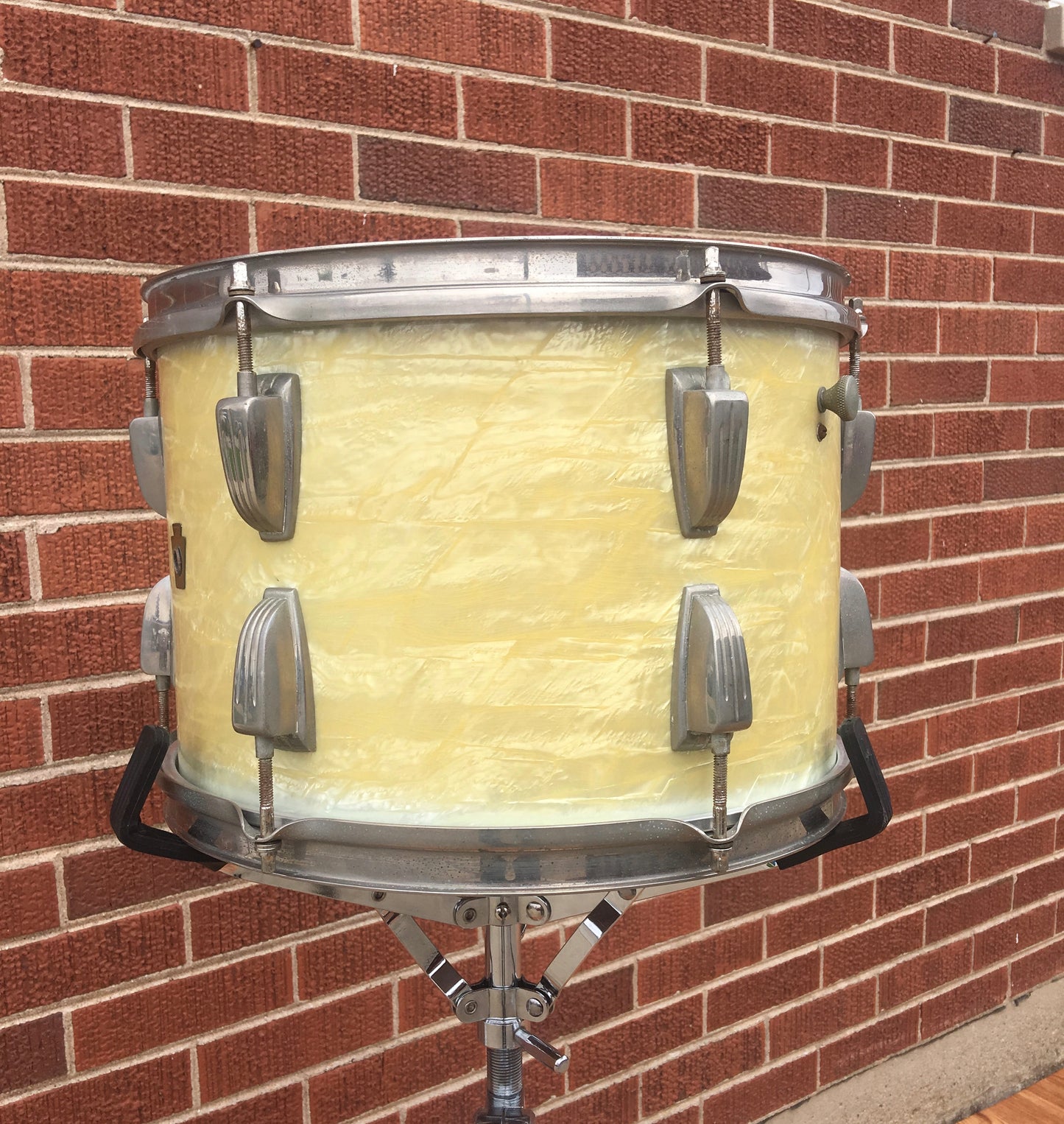 Vintage 1955-59 WFL Ludwig 9x13 Tom Drum White Marine Pearl