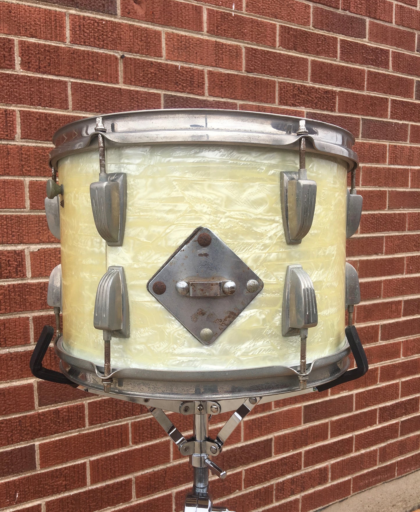 Vintage 1955-59 WFL Ludwig 9x13 Tom Drum White Marine Pearl