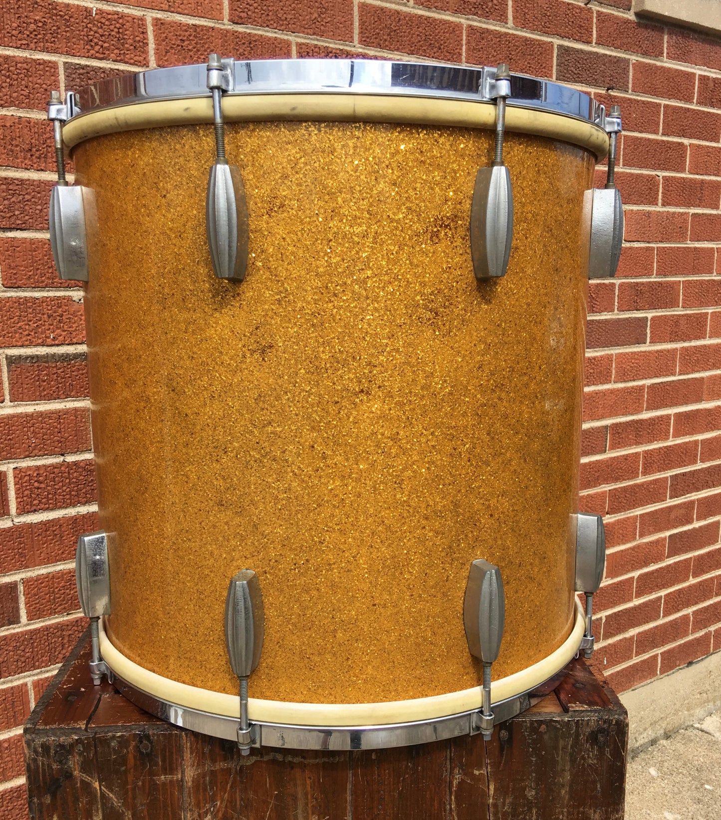 1936-42 Slingerland Radio King 16x16 Gold Sparkle Floor Tom