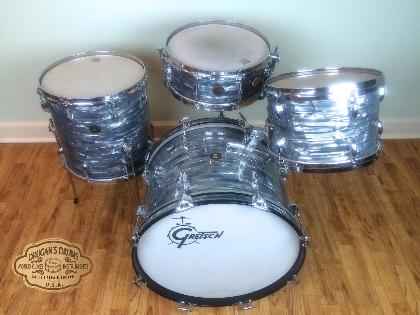 Gretsch 1960's Progressive Jazz Round Badge Outfit in Midnight Blue Pearl 20/12/14/5.5x14 Snare