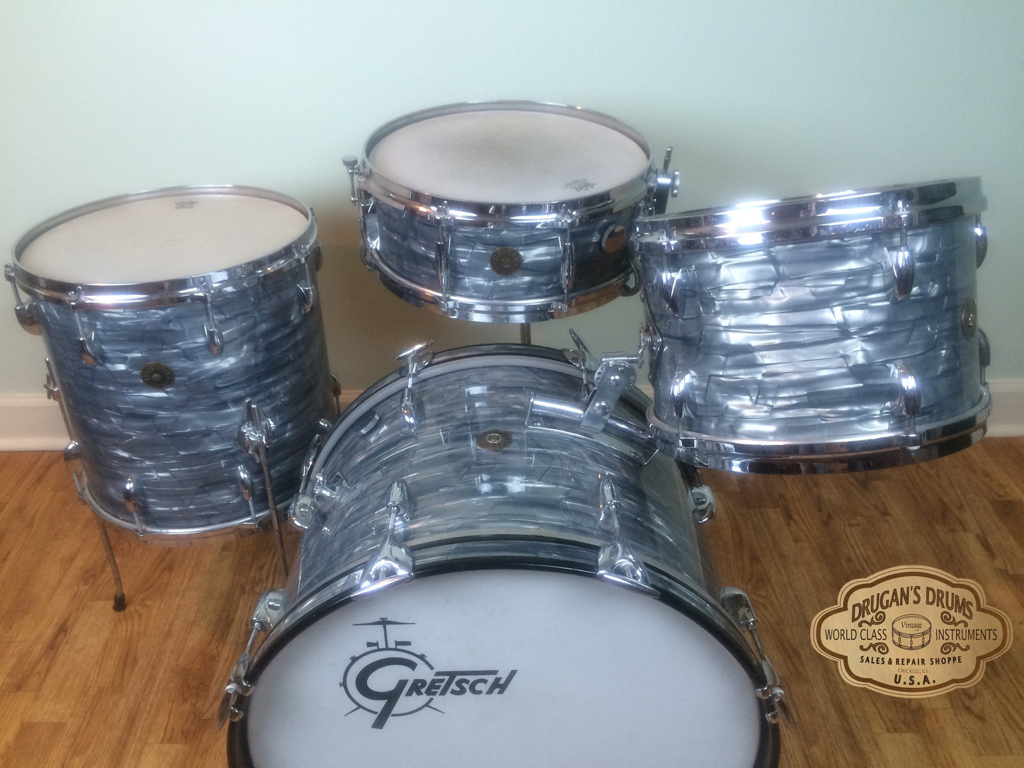 Gretsch 1960's Progressive Jazz Round Badge Outfit in Midnight Blue Pearl 20/12/14/5.5x14 Snare